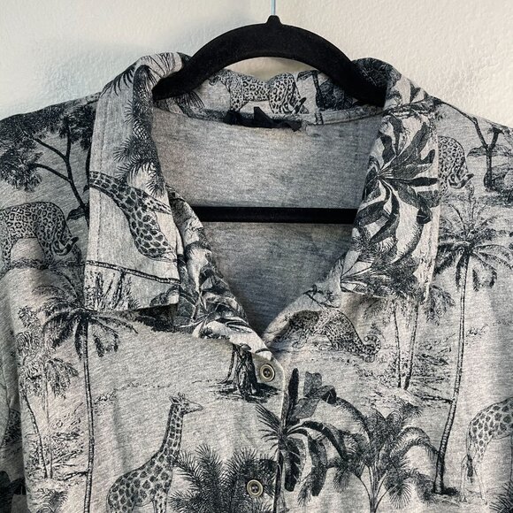 Jane Delancey Womens Plus 3X Button Up Shirt Gray Jungle Print Long Sleeve Top - Picture 7 of 9